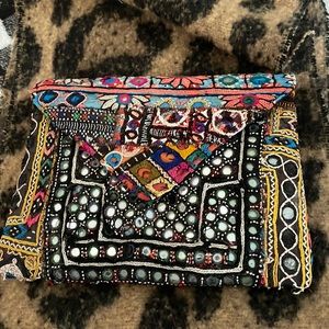 Kantha Bae cross body purse! Gently used!